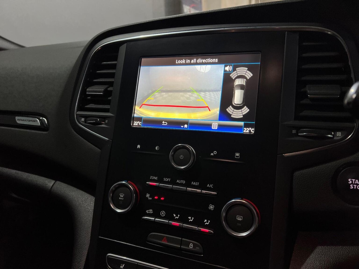 Used Renault Megane 2020 for sale - 76794089: Photo 20