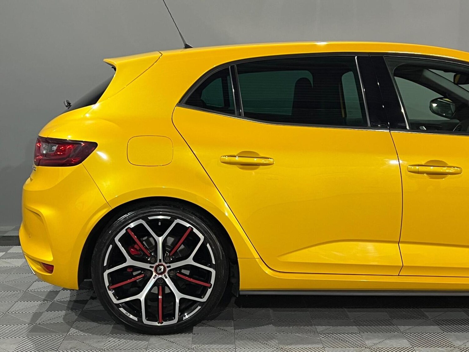 Used Renault Megane 2020 for sale - 76794089: Photo 25