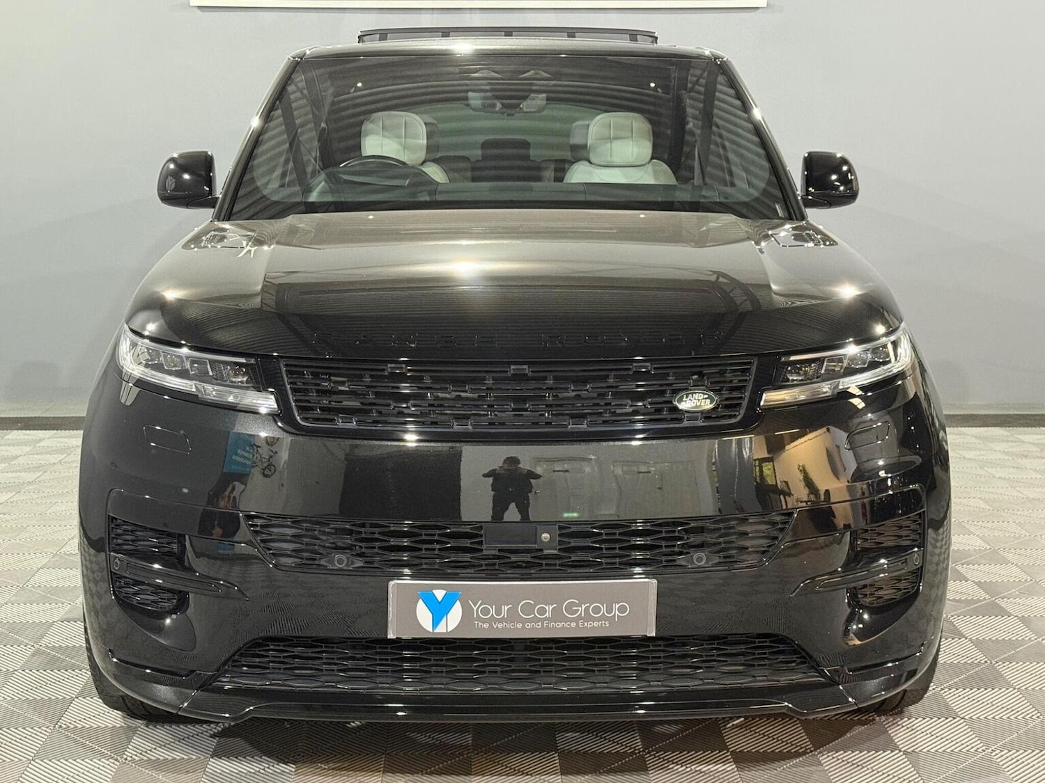 Used Land Rover Range Rover Sport 2023 for sale - 76769676: Photo 3
