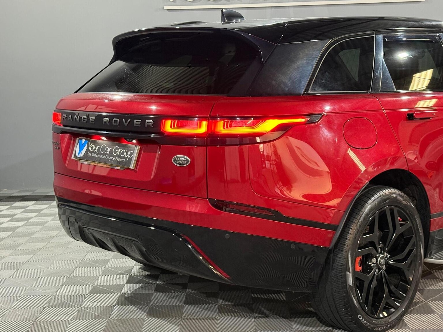 Used Land Rover Range Rover Velar 2017 for sale - 77385338: Photo 10