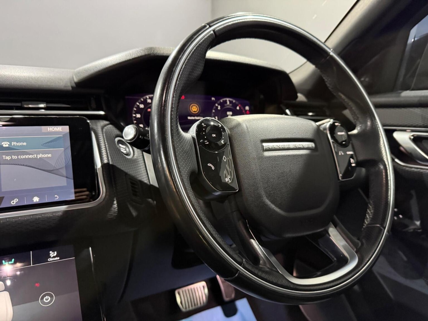 Used Land Rover Range Rover Velar 2017 for sale - 77385338: Photo 23