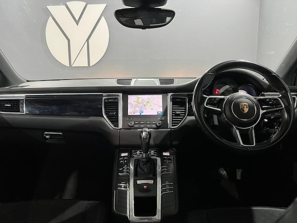 Used Porsche Macan 2016 for sale - 74392864: Photo 19