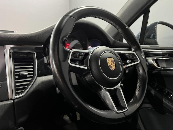 Used Porsche Macan 2016 for sale - 74392864: Photo 25