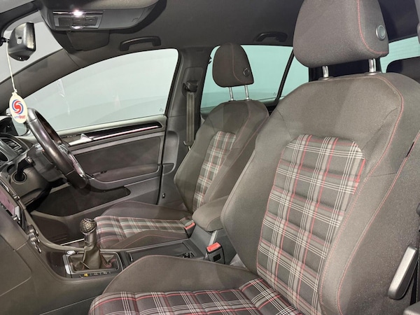 Used Volkswagen Golf 2015 for sale - 76293288: Photo 21
