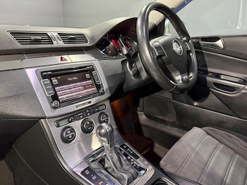 Used Volkswagen Passat 2023 for sale - 78286033: Photo