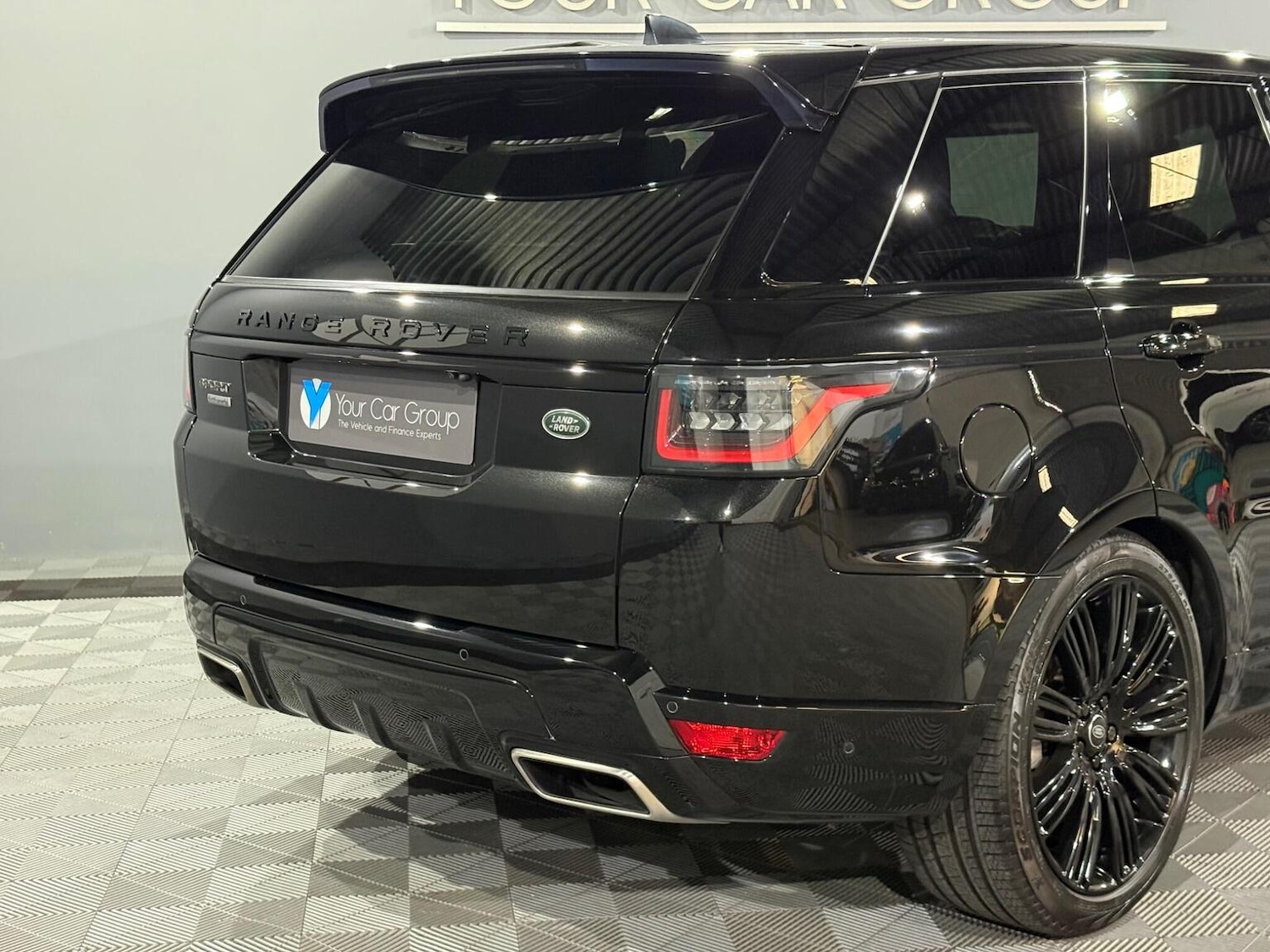 Used Land Rover Range Rover Sport 2018 for sale - 76769677: Photo 11