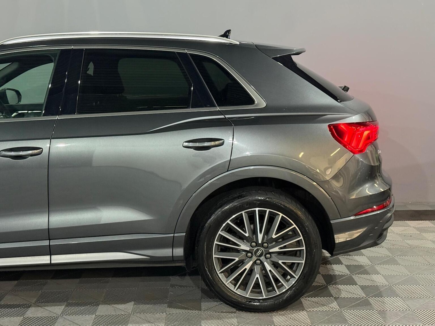 Used Audi Q3 2023 for sale - 77643813: Photo 14