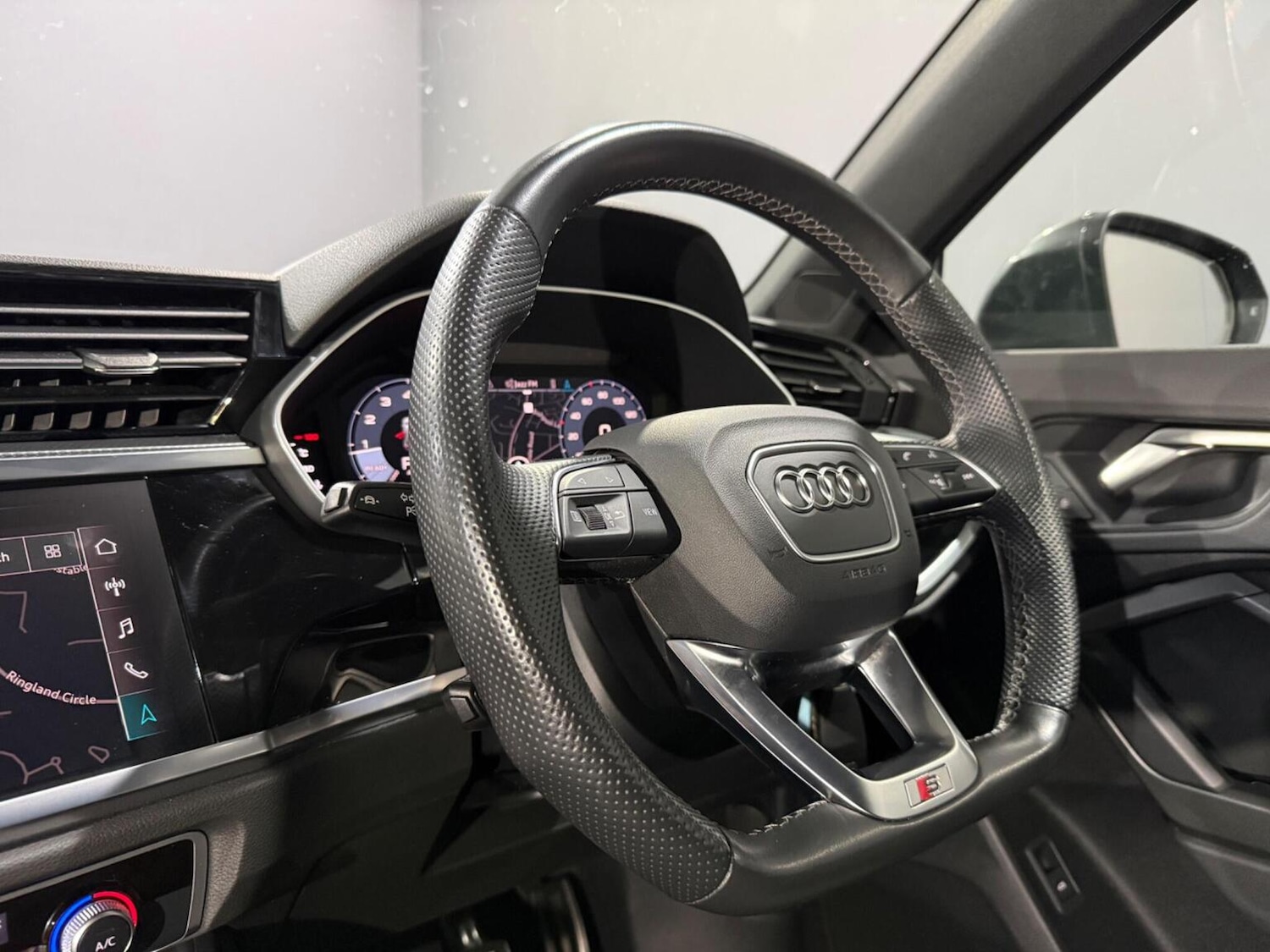 Used Audi Q3 2023 for sale - 77643813: Photo 20