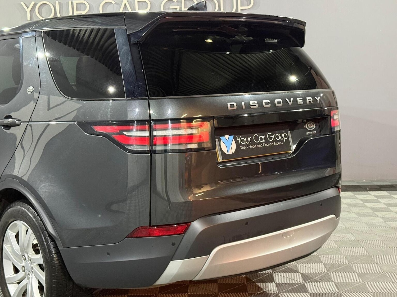 Used Land Rover Discovery 2018 for sale - 76982734: Photo 24