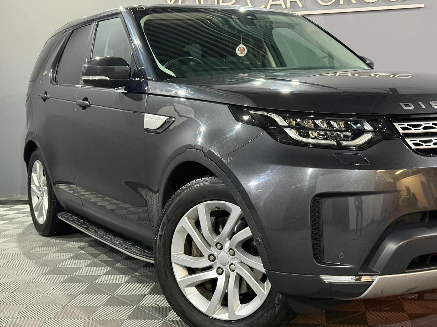 Used Land Rover Discovery 2018 for sale - 76982734: Photo 8