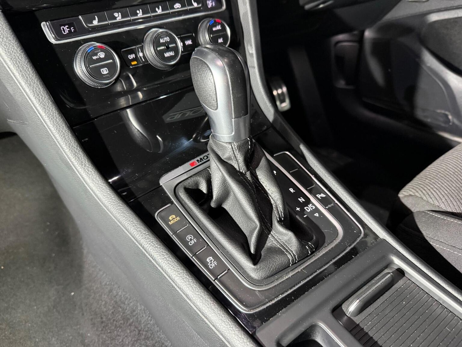 Used Volkswagen Golf 2018 for sale - 75994507: Photo 16