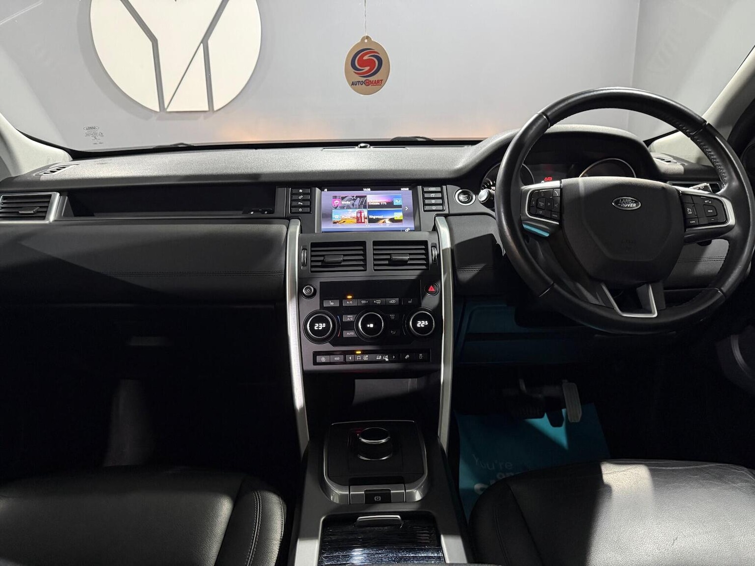 Used Land Rover Discovery Sport 2017 for sale - 76884811: Photo 15