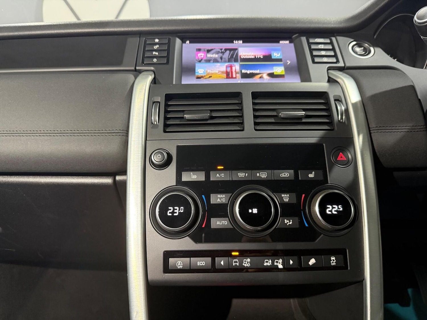 Used Land Rover Discovery Sport 2017 for sale - 76884811: Photo 19