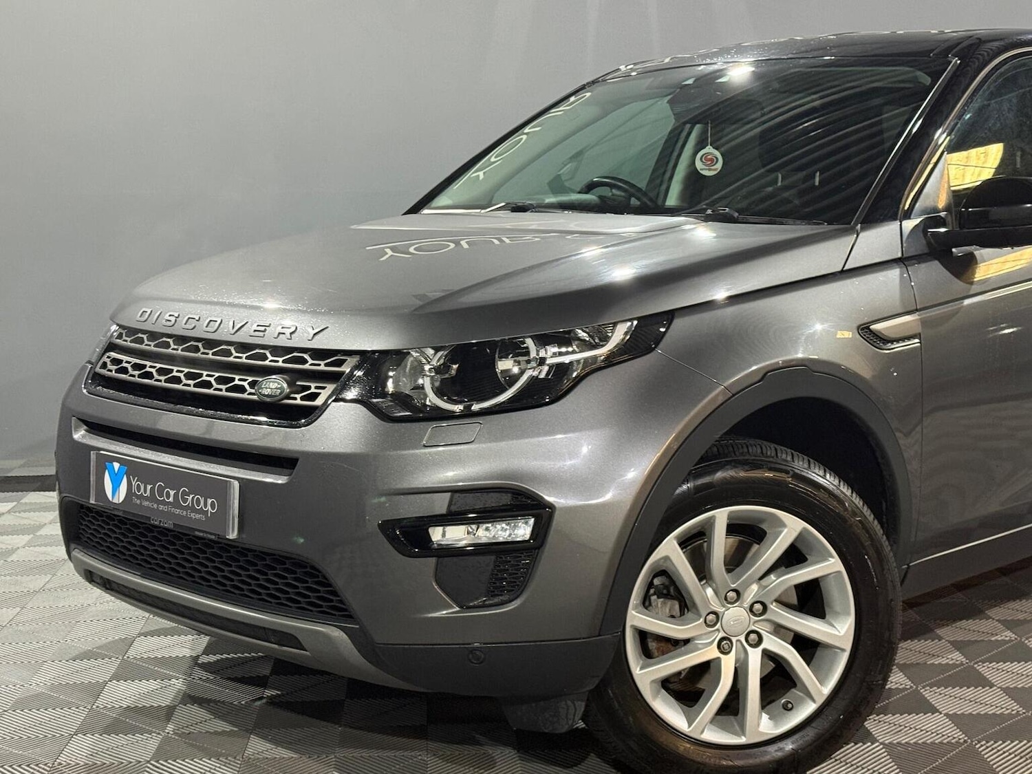 Used Land Rover Discovery Sport 2017 for sale - 76884811: Photo 6