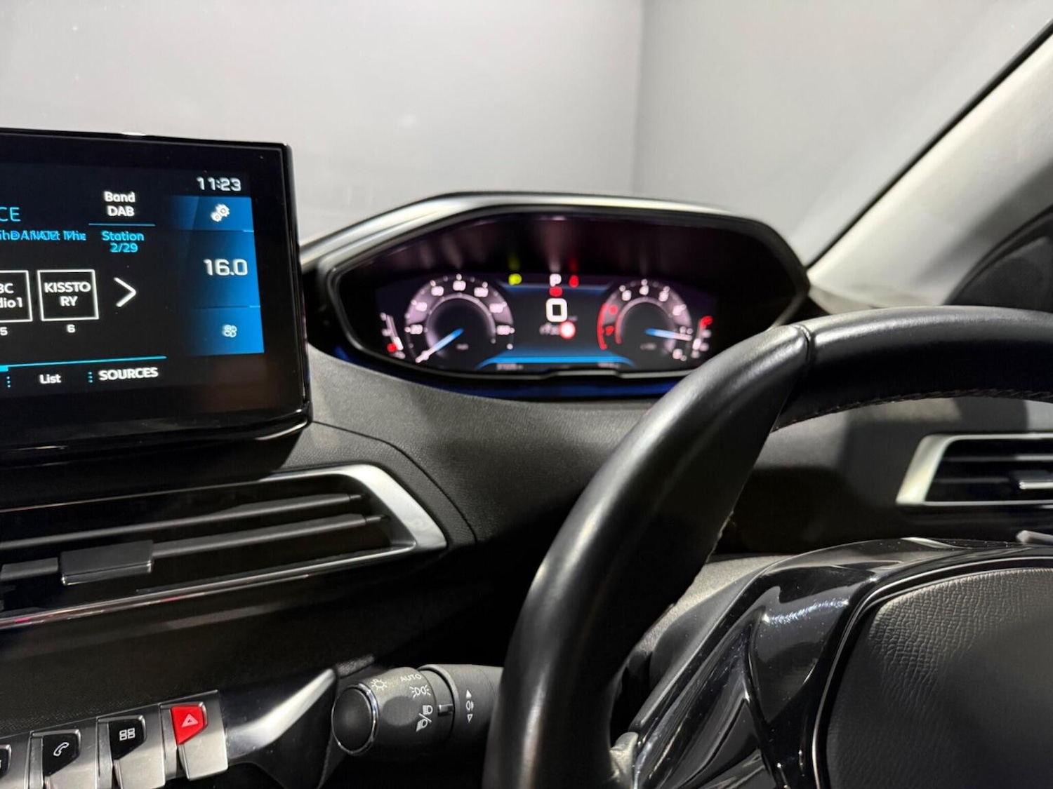 Used Peugeot 5008 2021 for sale - 78018409: Photo 28