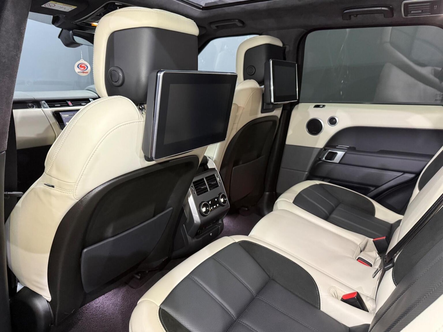 Used Land Rover Range Rover Sport 2019 for sale - 77508620: Photo 4