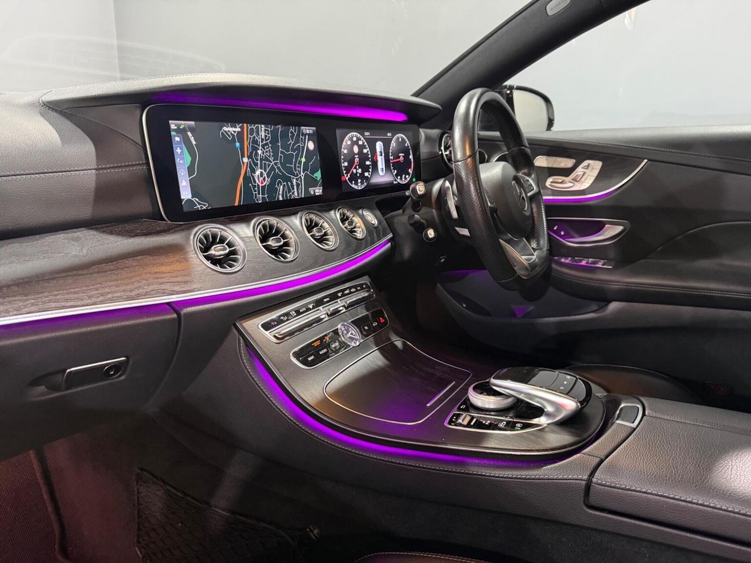 Used Mercedes-Benz E Class 2017 for sale - 76794060: Photo 3