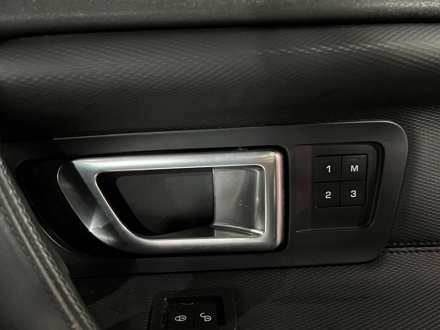 Used Land Rover Discovery Sport 2017 for sale - 77595396: Photo 18