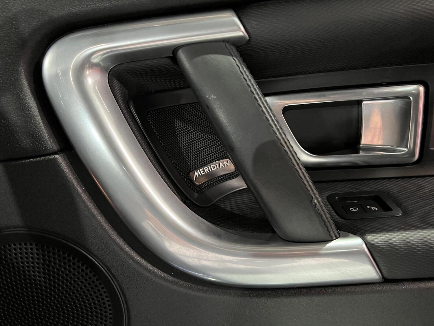 Used Land Rover Discovery Sport 2017 for sale - 77595396: Photo 19