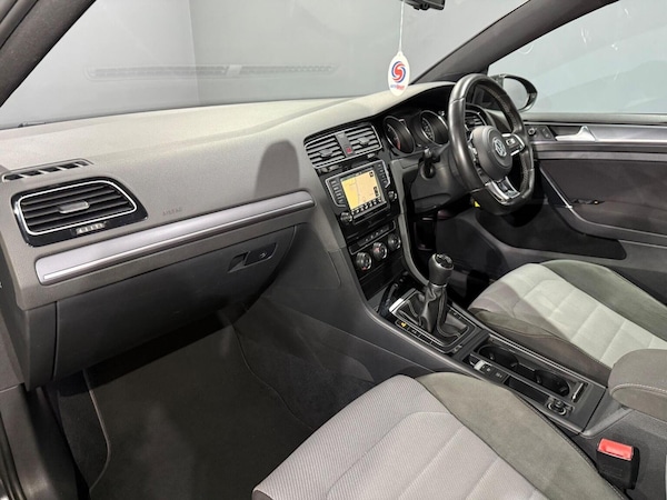 Used Volkswagen Golf 2016 for sale - 76293147: Photo 18