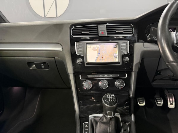 Used Volkswagen Golf 2016 for sale - 76293147: Photo 21
