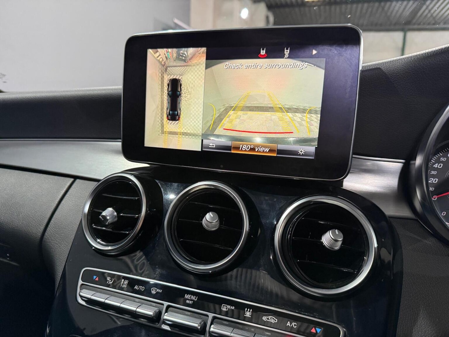 Used Mercedes-Benz C Class 2017 for sale - 77681770: Photo 24