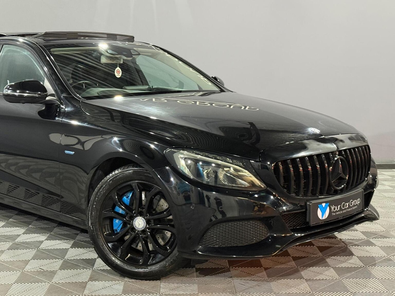 Used Mercedes-Benz C Class 2017 for sale - 77681770: Photo 4