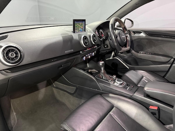 Used Audi RS3 2016 for sale - 76107445: Photo 16