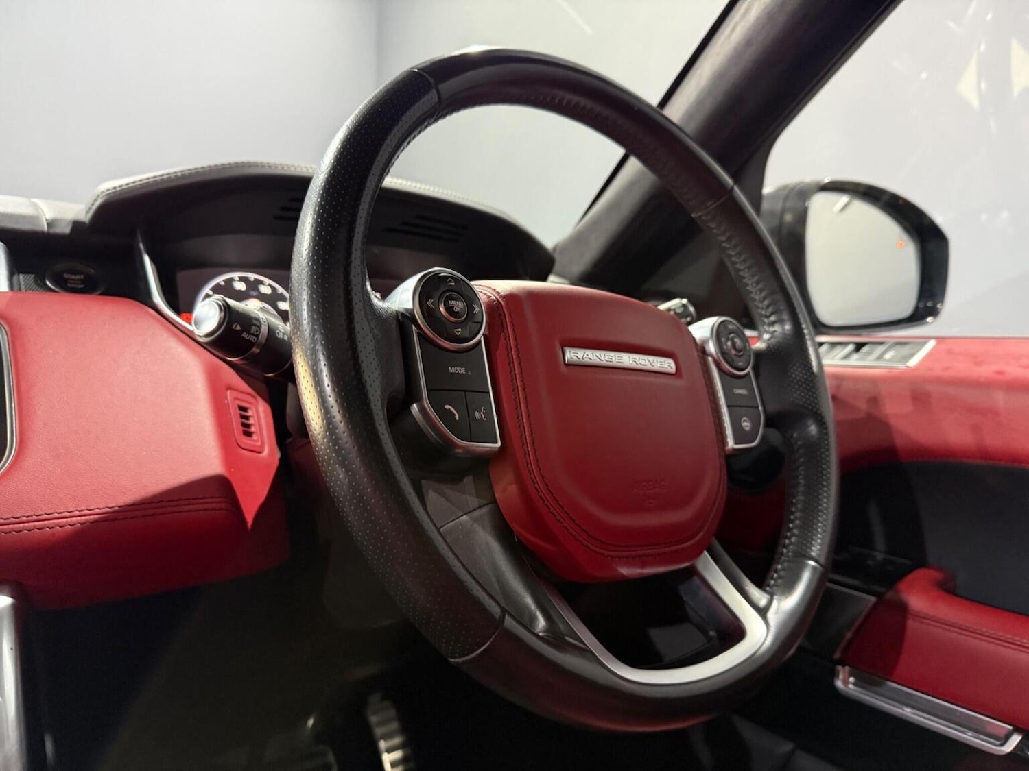 Used Land Rover Range Rover Sport 2017 for sale - 76769311: Photo 19