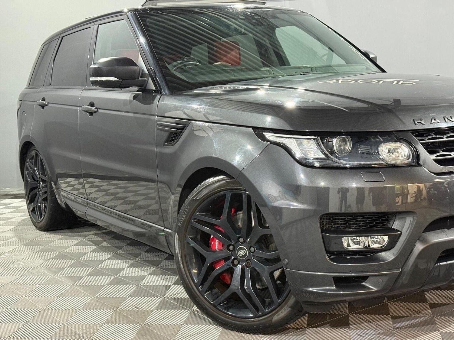 Used Land Rover Range Rover Sport 2017 for sale - 76769311: Photo 2