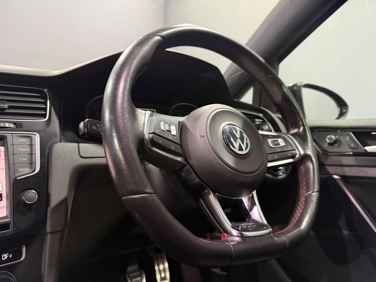 Used Volkswagen Golf 2015 for sale - 76769623: Photo 24
