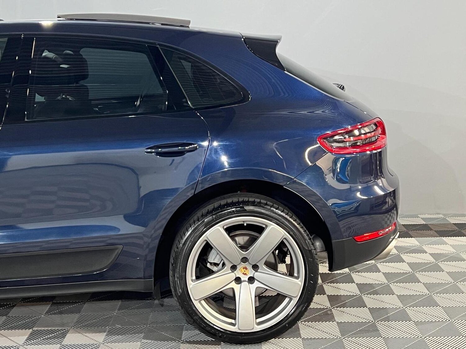 Used Porsche Macan 2016 for sale - 77464681: Photo 15