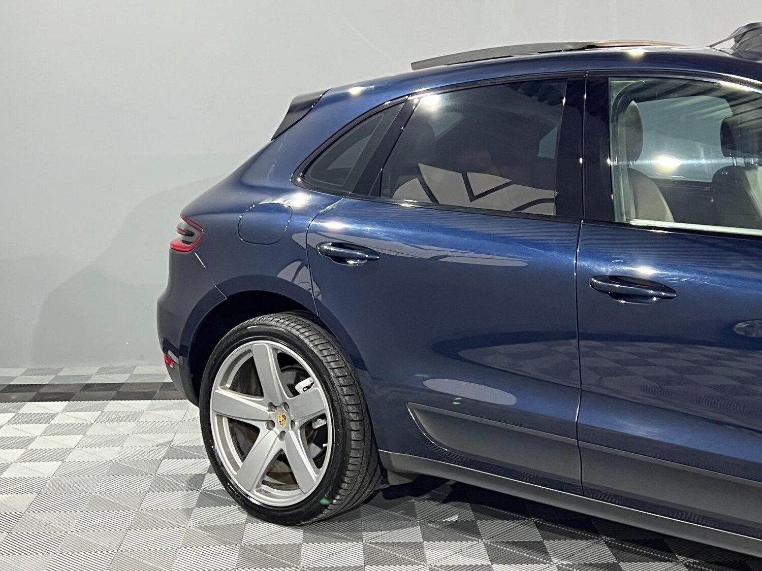Used Porsche Macan 2016 for sale - 77464681: Photo 18