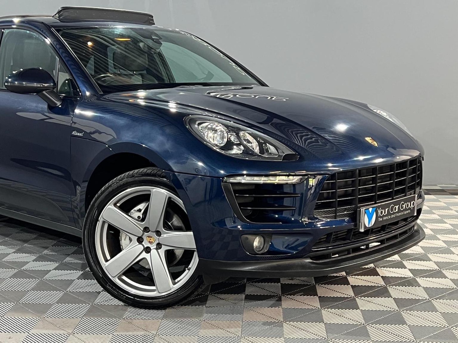 Used Porsche Macan 2016 for sale - 77464681: Photo 2
