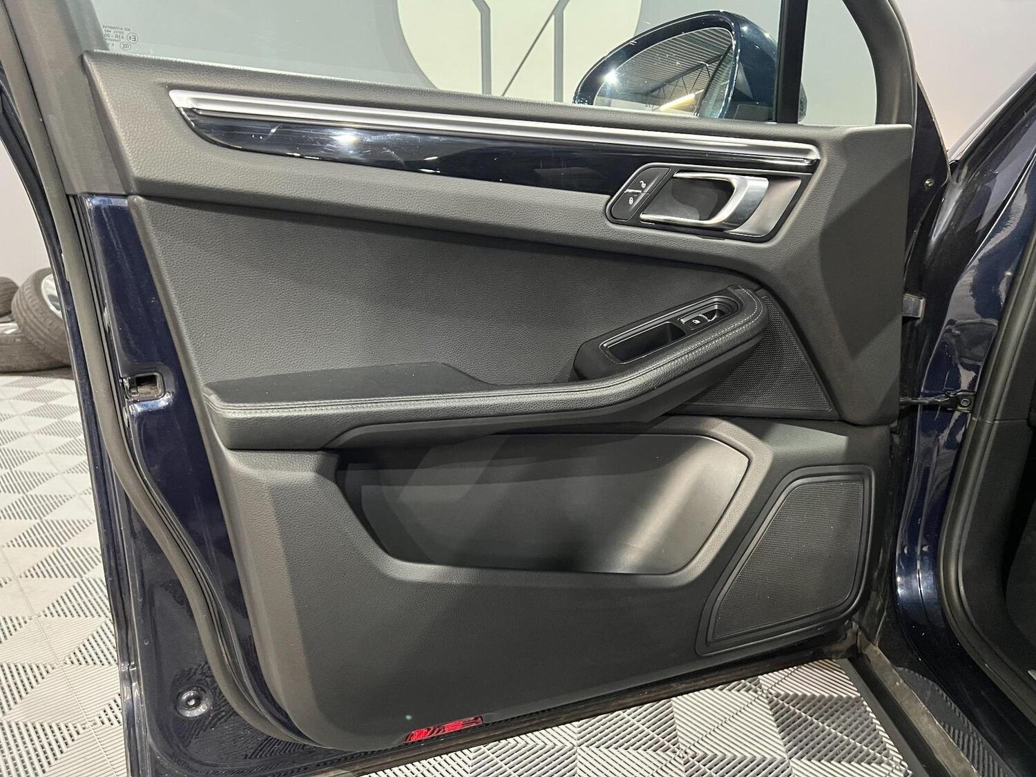 Used Porsche Macan 2016 for sale - 77464681: Photo 22