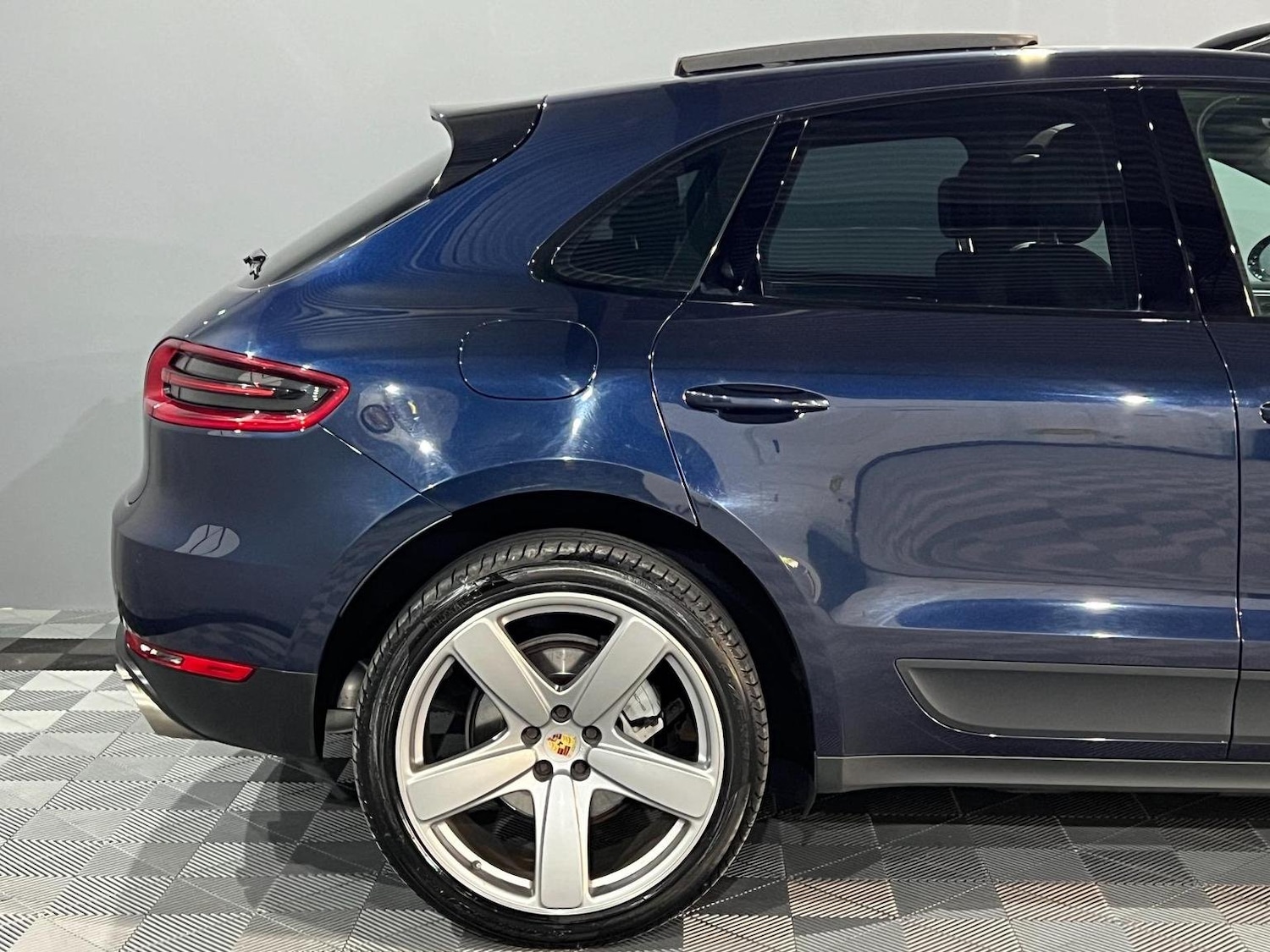 Used Porsche Macan 2016 for sale - 77464681: Photo 9