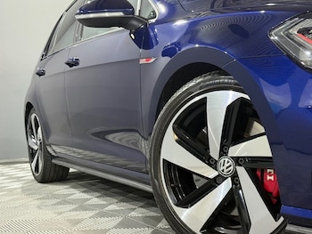 Used Volkswagen Golf 2019 for sale - 78433569: Photo