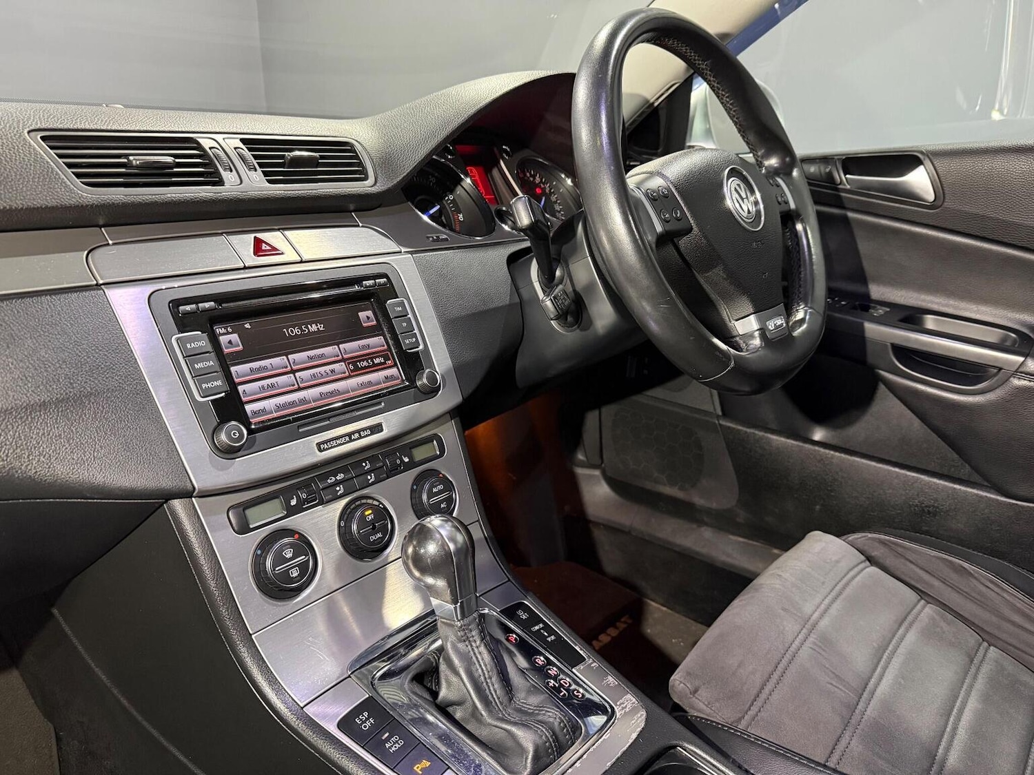 Used Volkswagen Passat 2023 for sale - 76911133: Photo 4