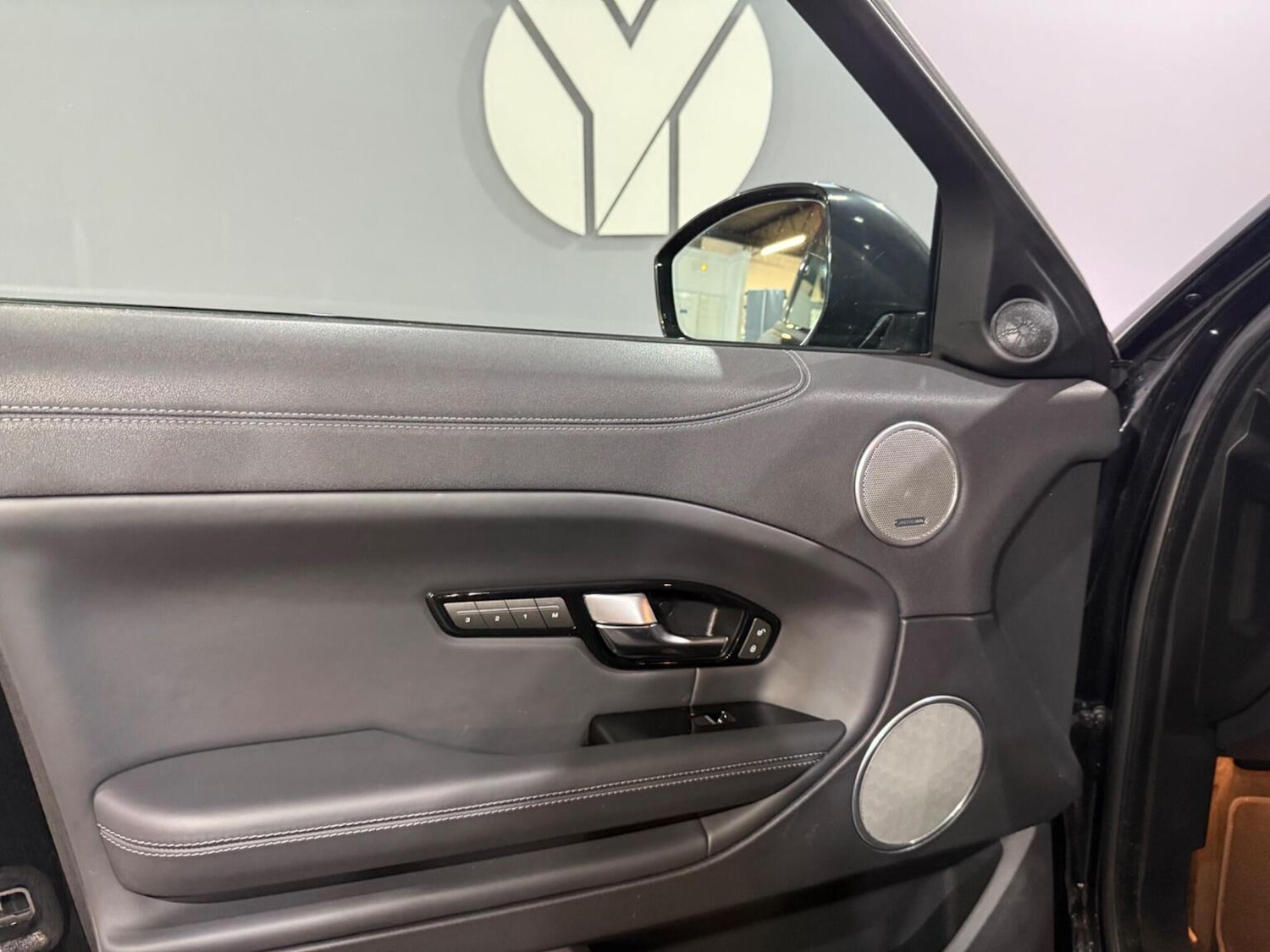 Used Land Rover Range Rover Evoque 2017 for sale - 77277417: Photo 10