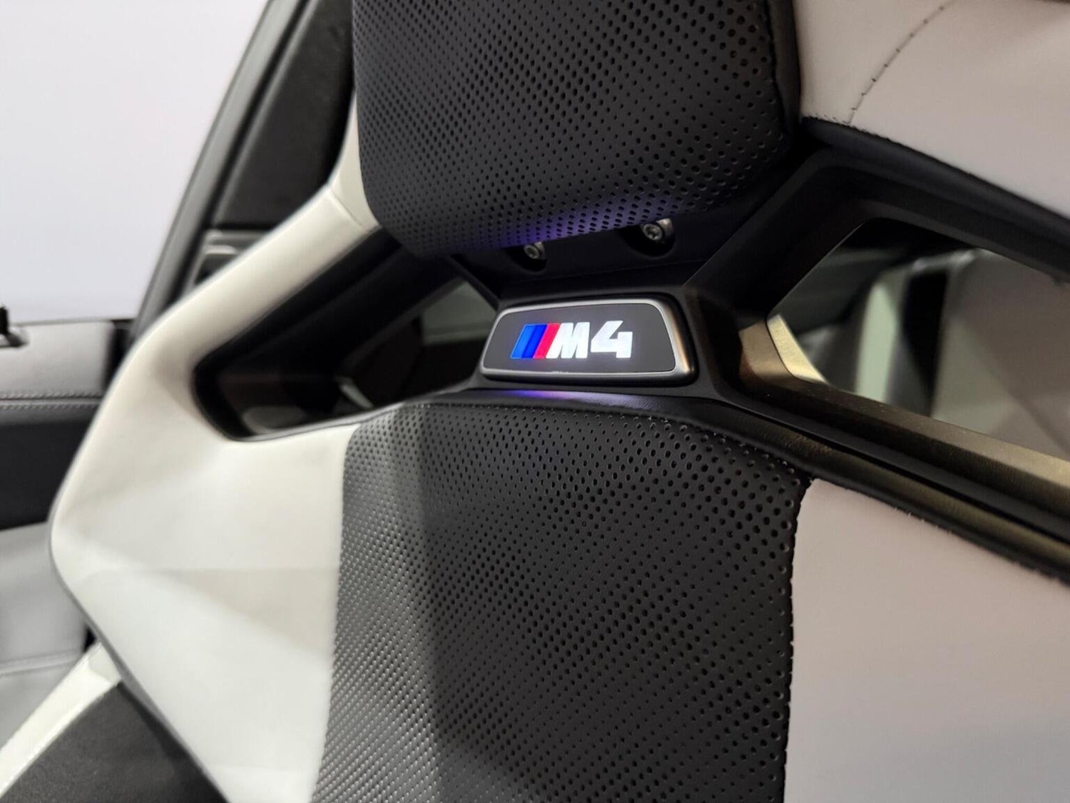 Used BMW M4 2022 for sale - 76178936: Photo 32