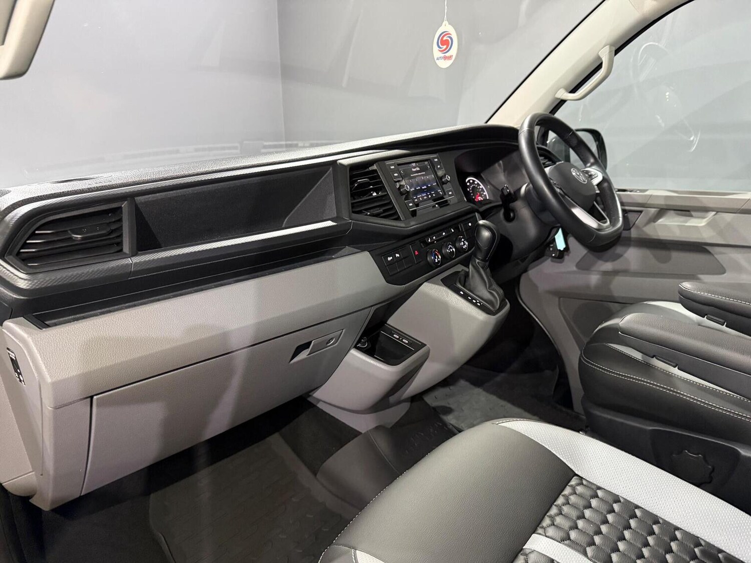 Used Volkswagen Transporter 2022 for sale - 76693051: Photo 20