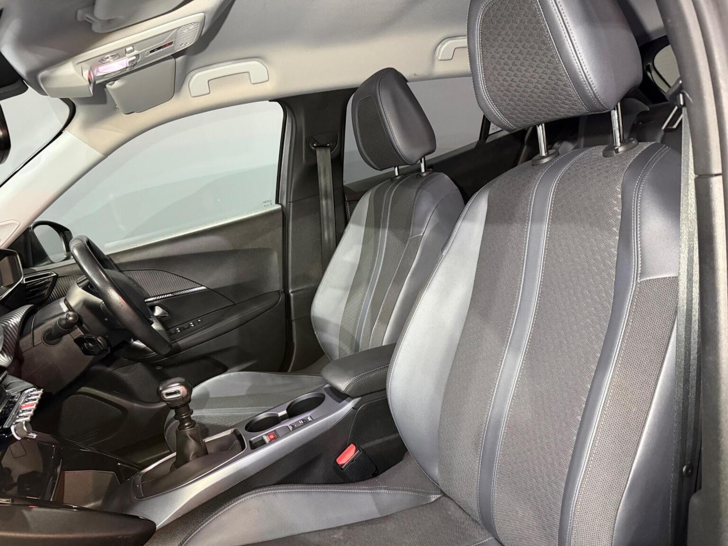 Used Peugeot 2008 2020 for sale - 76418413: Photo 17