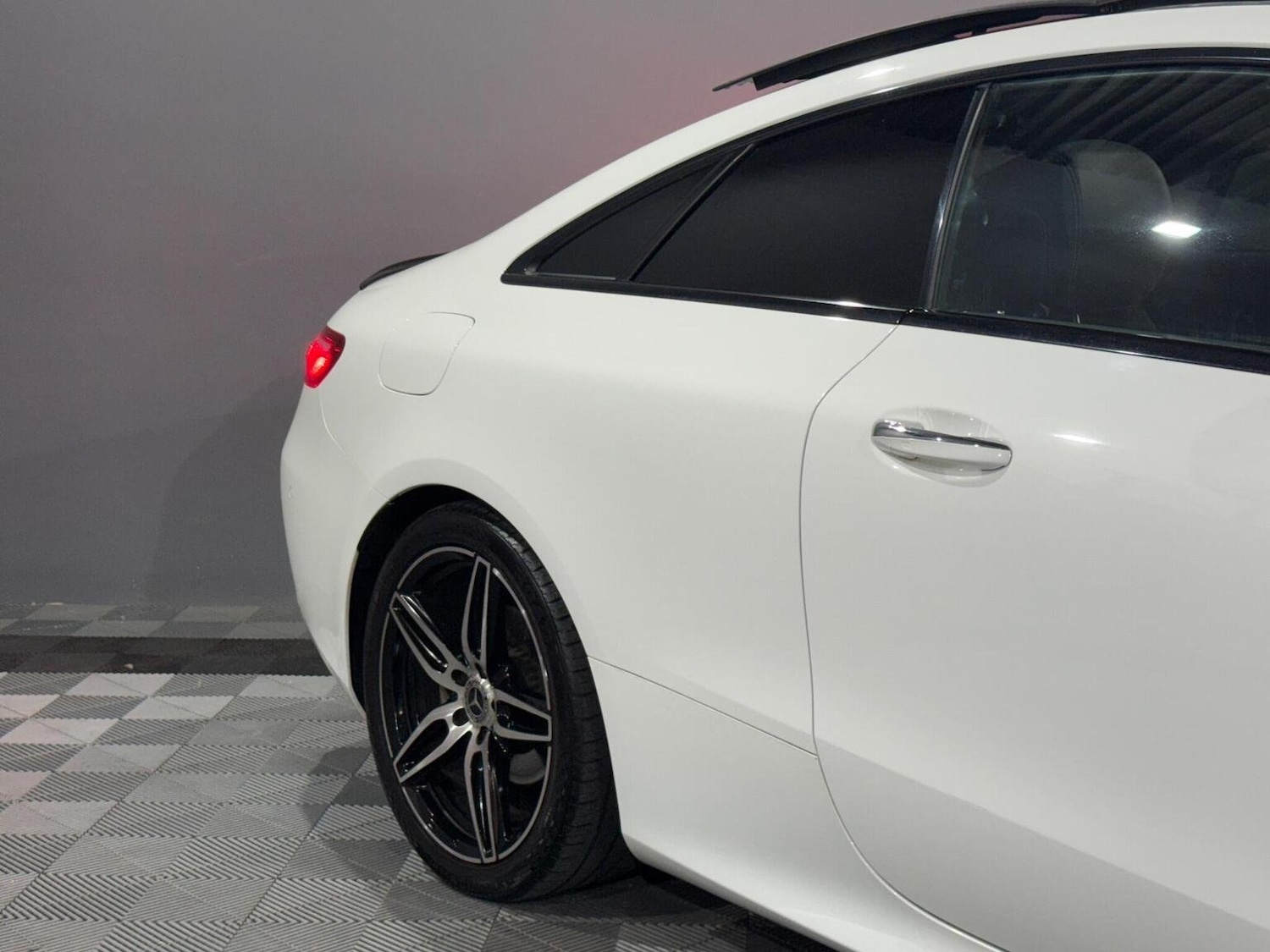 Used Mercedes-Benz E Class 2017 for sale - 75644154: Photo 17