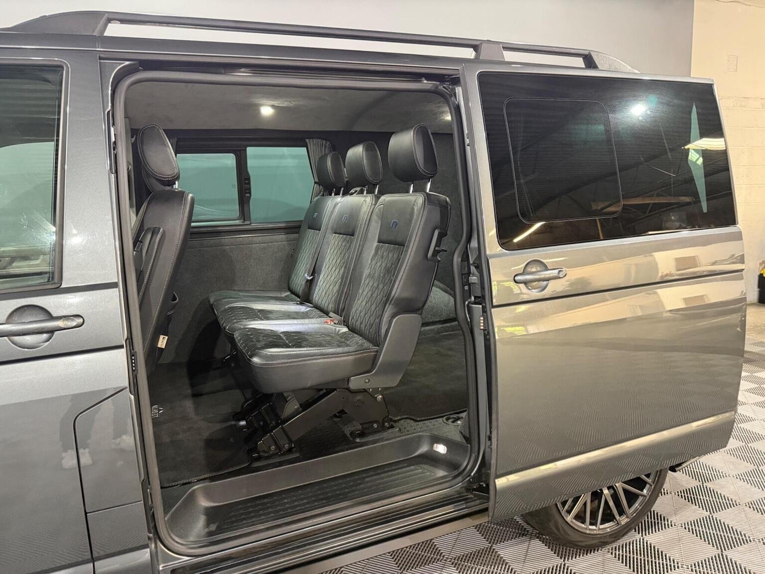 Used Volkswagen Transporter 2020 for sale - 76120226: Photo 10