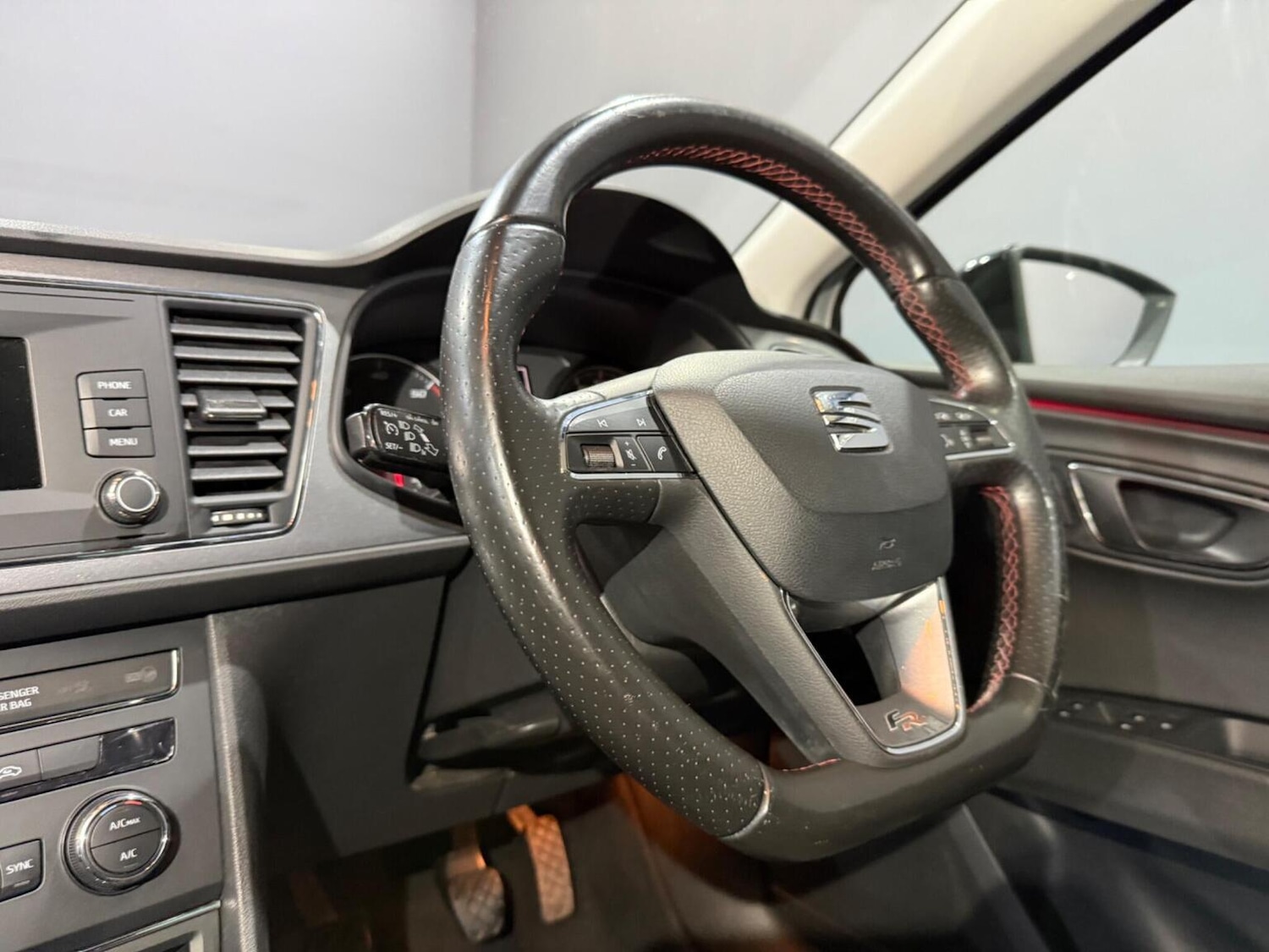 Used SEAT Leon 2016 for sale - 76725618: Photo 18