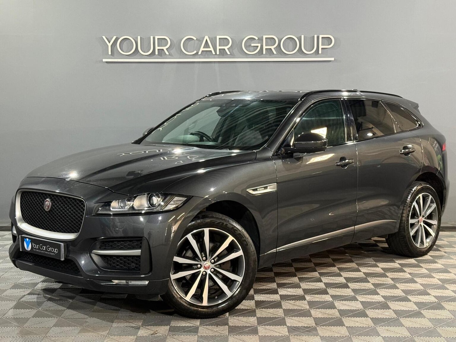 Used Jaguar F-Pace 2018 for sale - 77749964: Photo 11