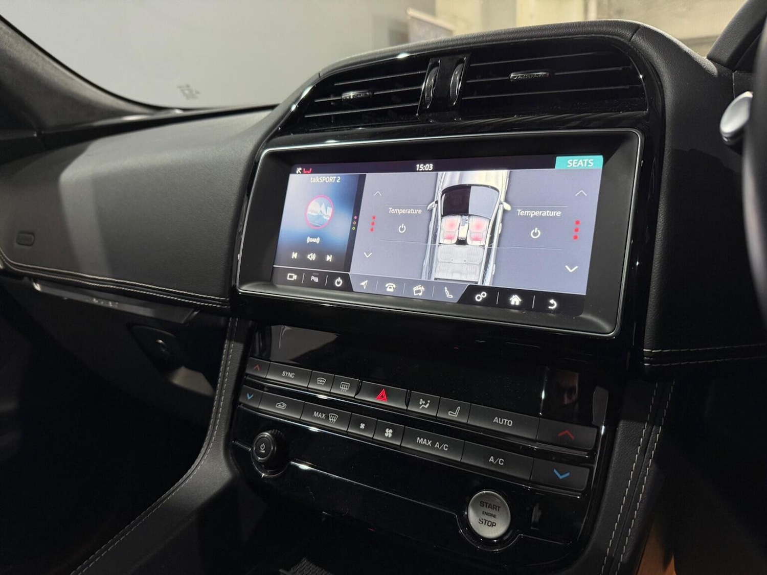 Used Jaguar F-Pace 2018 for sale - 77749964: Photo 31