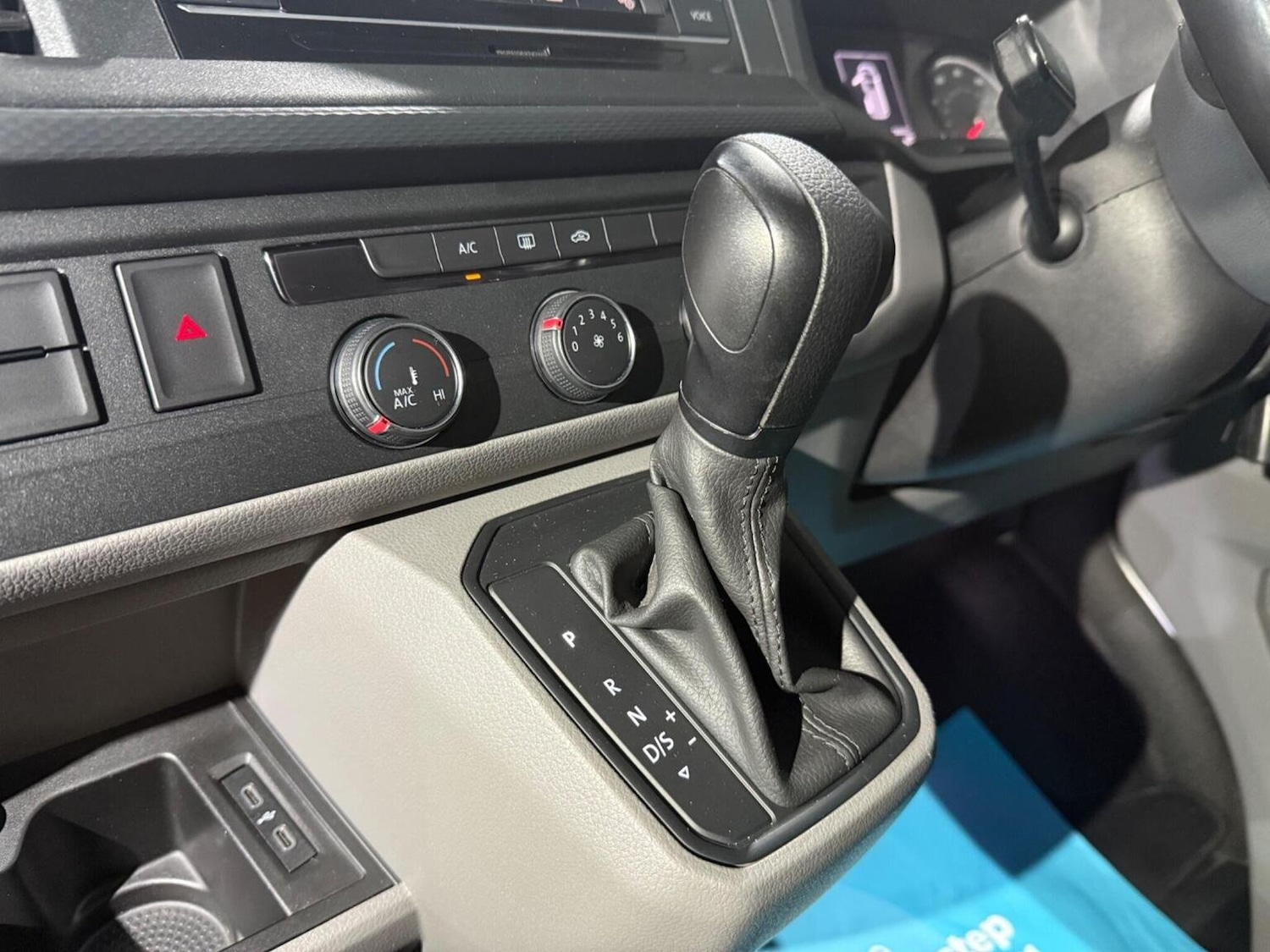 Used Volkswagen Transporter 2020 for sale - 76769421: Photo 17