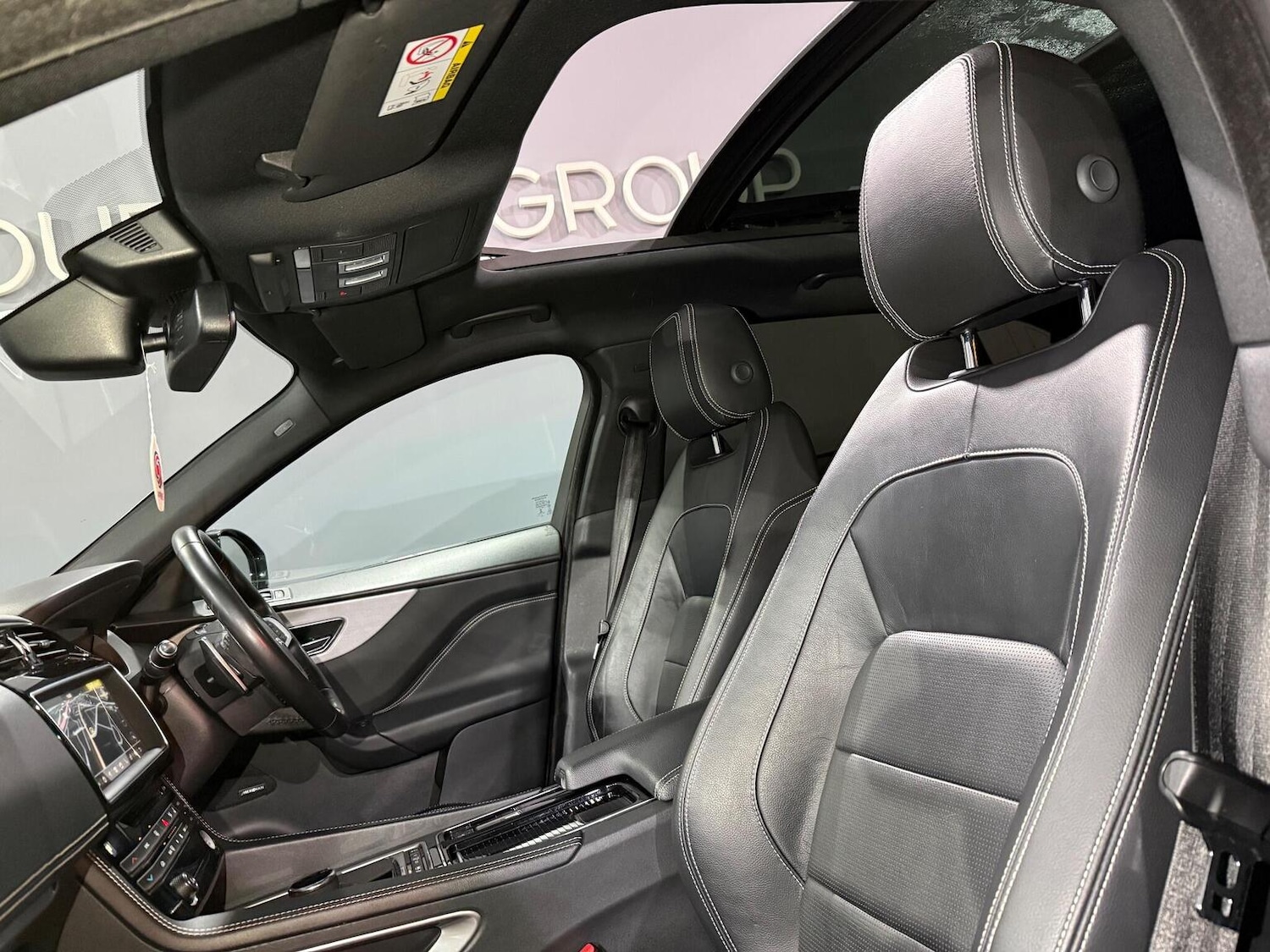 Used Jaguar F-Pace 2017 for sale - 77167827: Photo 17