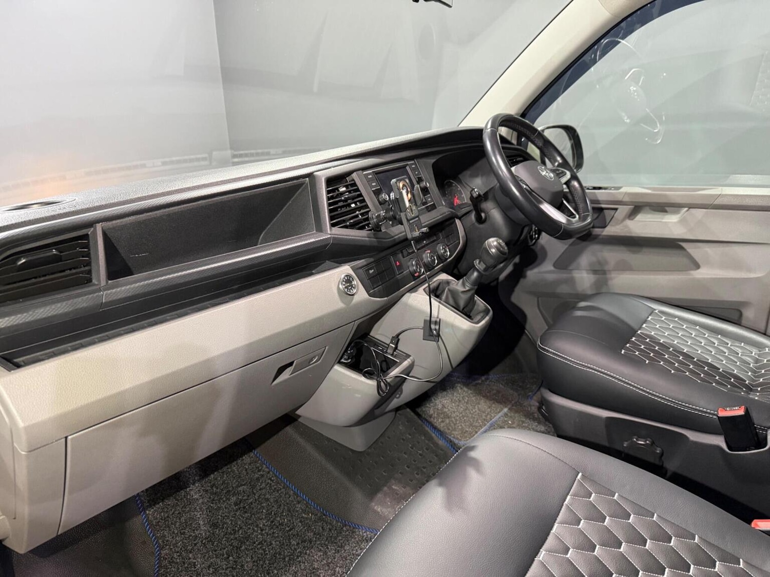 Used Volkswagen Transporter 2021 for sale - 77953999: Photo 8